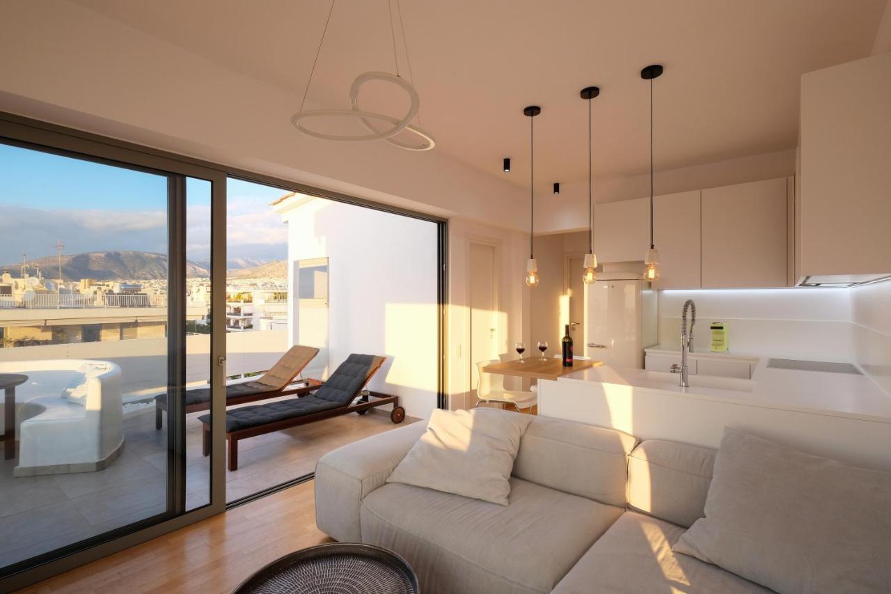 Amazing Suite At Glyfada With Sea View & Jacuzzi Αθήνα Εξωτερικό φωτογραφία